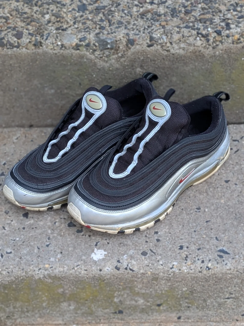 Nike iconic air
